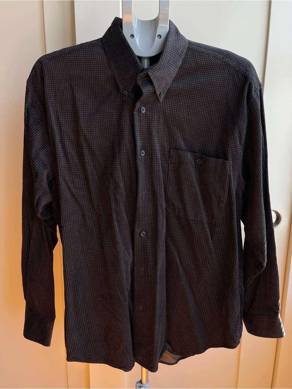 Men's Casual Long-Sleeve Button-Down Shirt